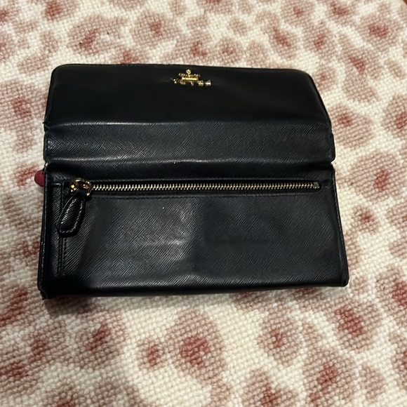 Authentic PRADA Wallet - Picture 6 of 9